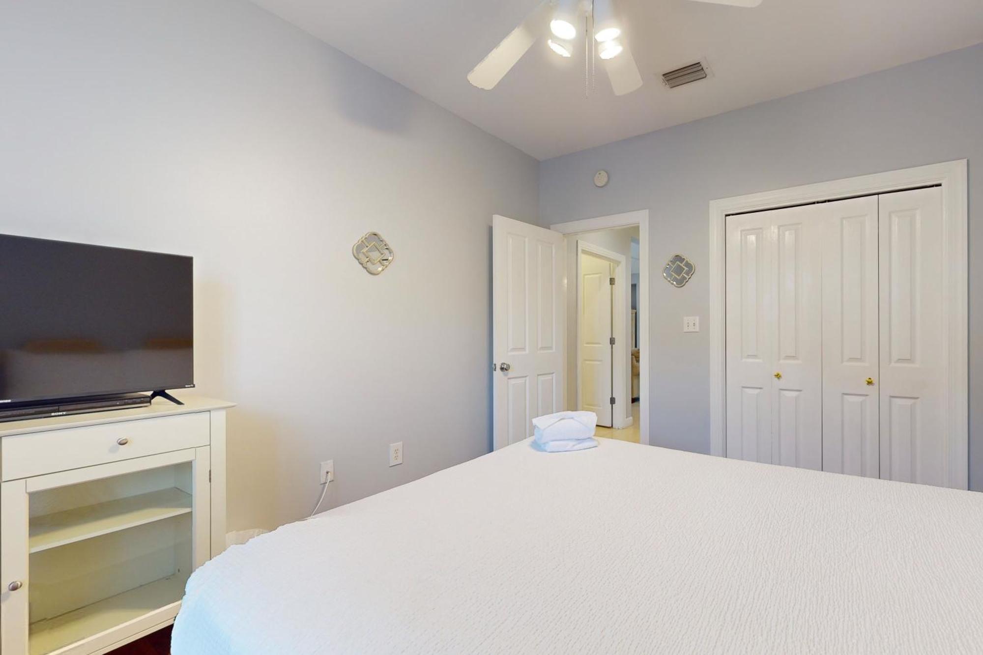 2 Bed 2 Bath Vacation In Destin