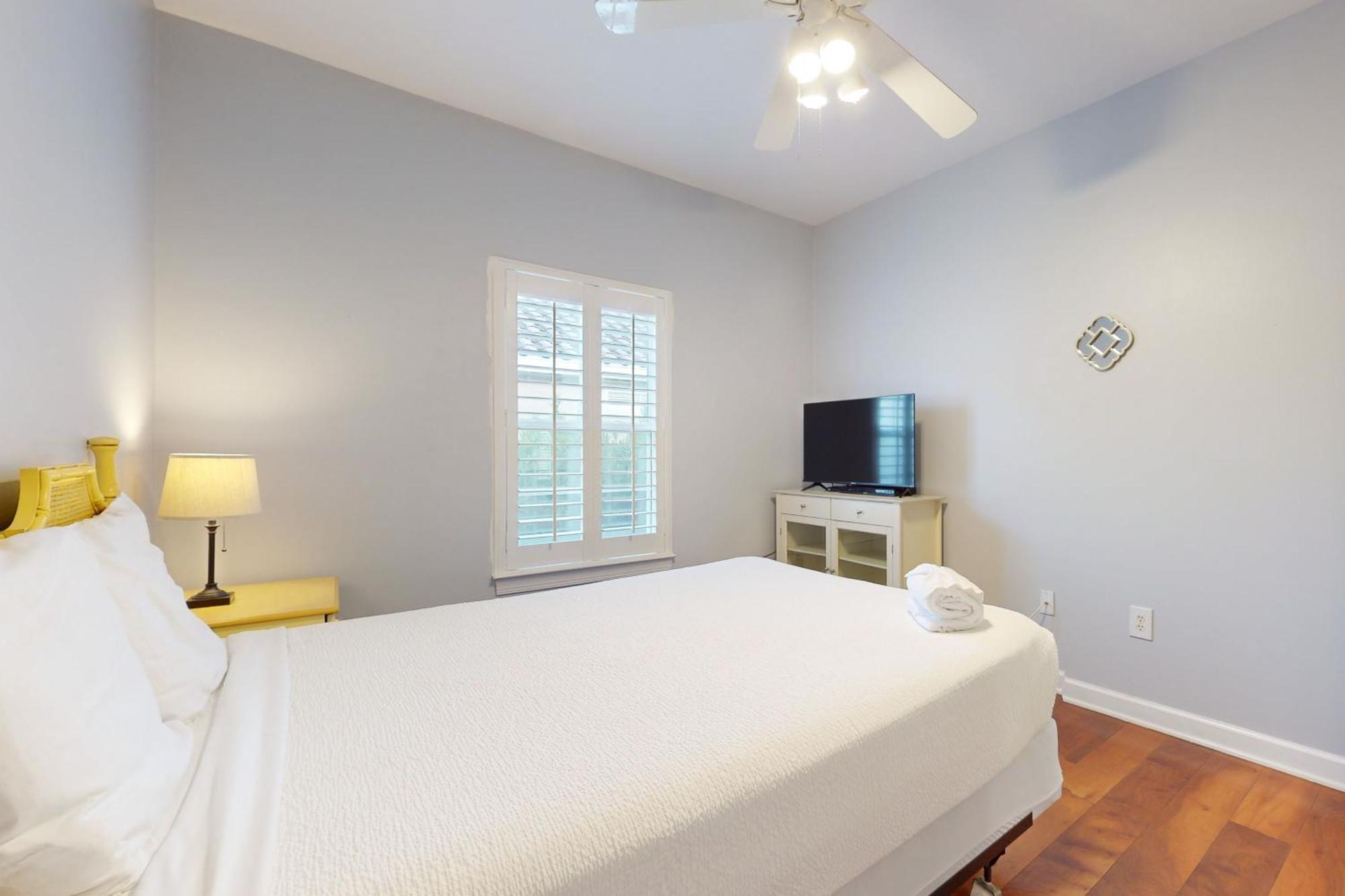 2 Bed 2 Bath Vacation In