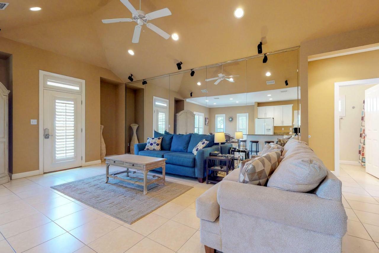 2 Bed 2 Bath Vacation In Destin
